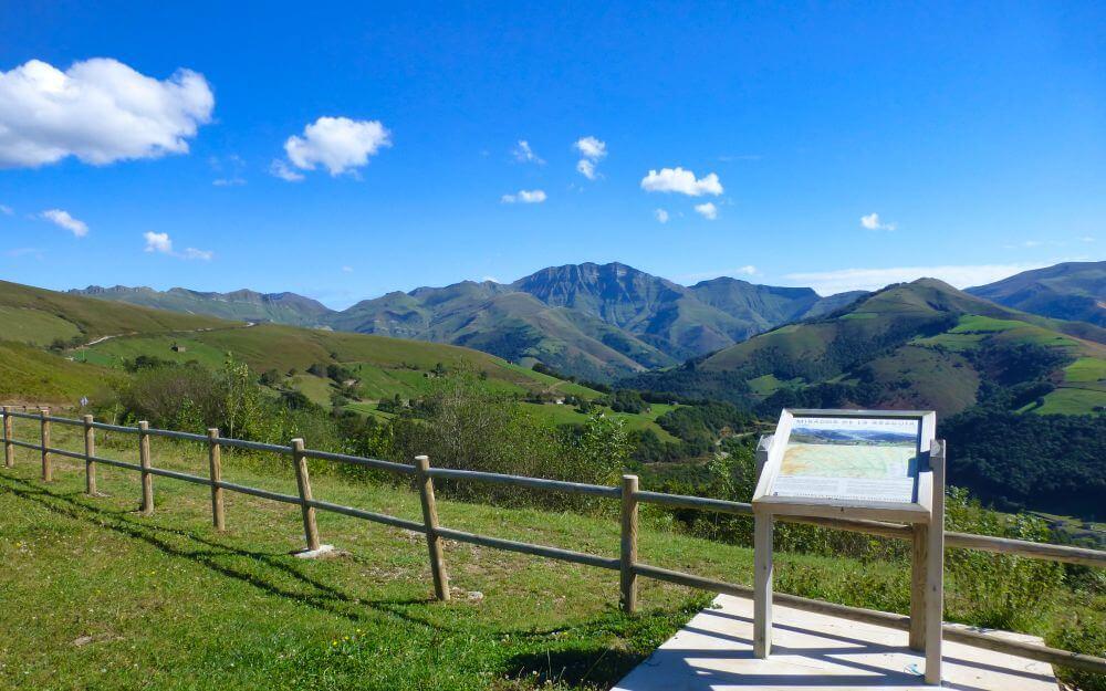 Paisaje de los Valles Pasiegos en La Braguía